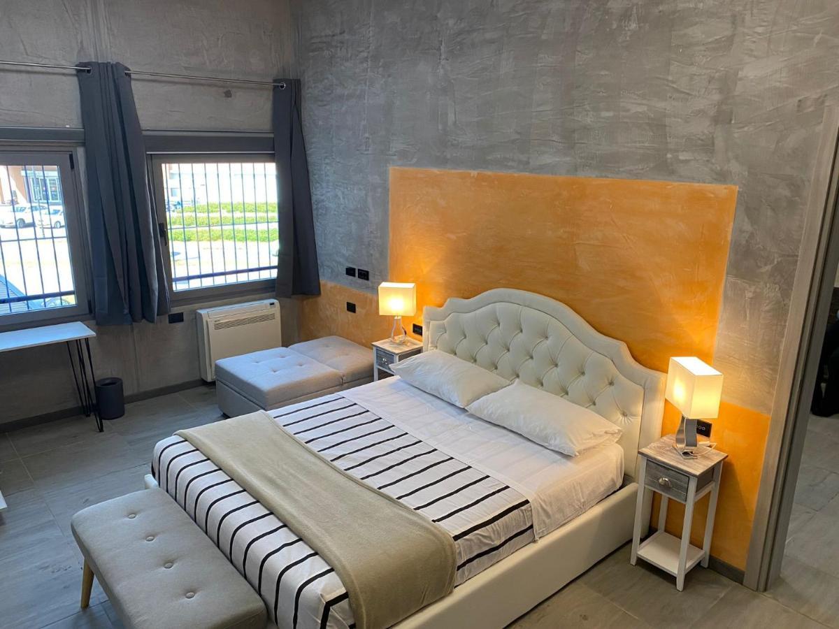 Hotel Tech Brembate Exteriér fotografie